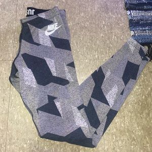 Nike leggings